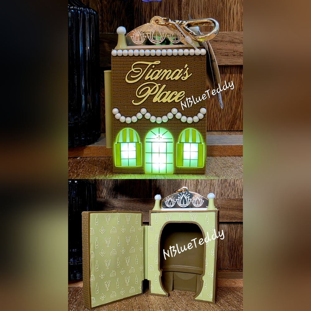 Bath & Body Works, Disney Tiana's Place Light-Up & Glow-In-Dark Pocketbac Holder